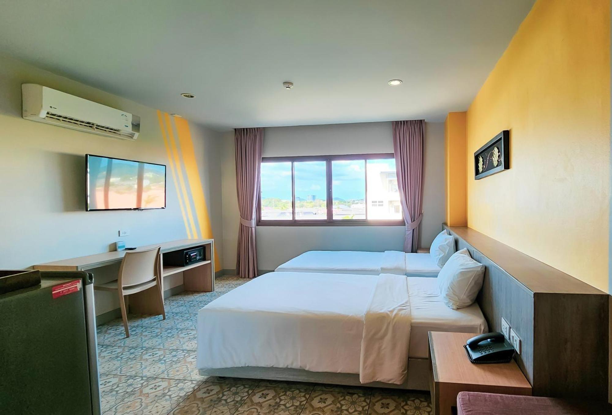Recenta Suite Phuket Suanluang מראה חיצוני תמונה