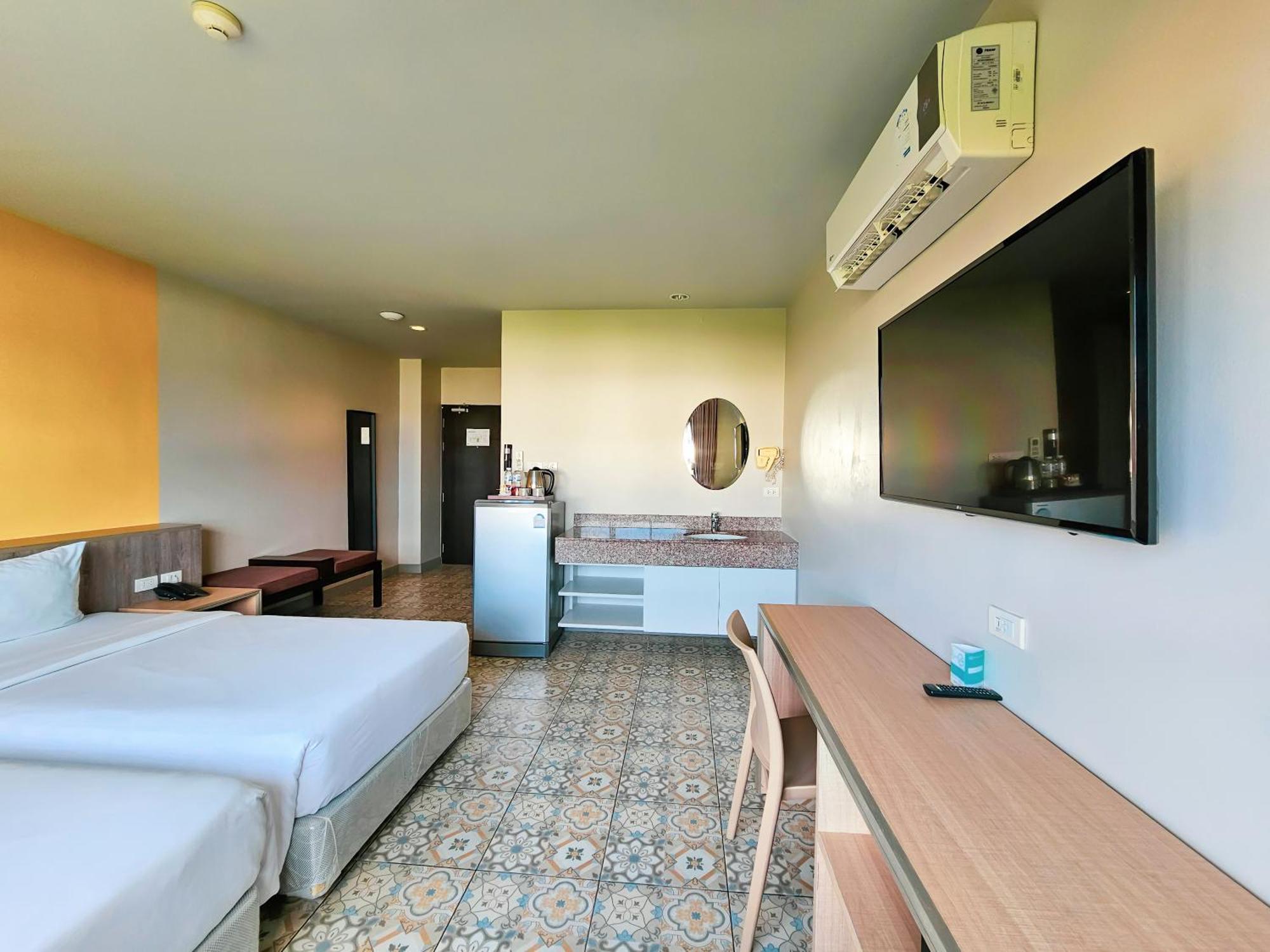 Recenta Suite Phuket Suanluang מראה חיצוני תמונה