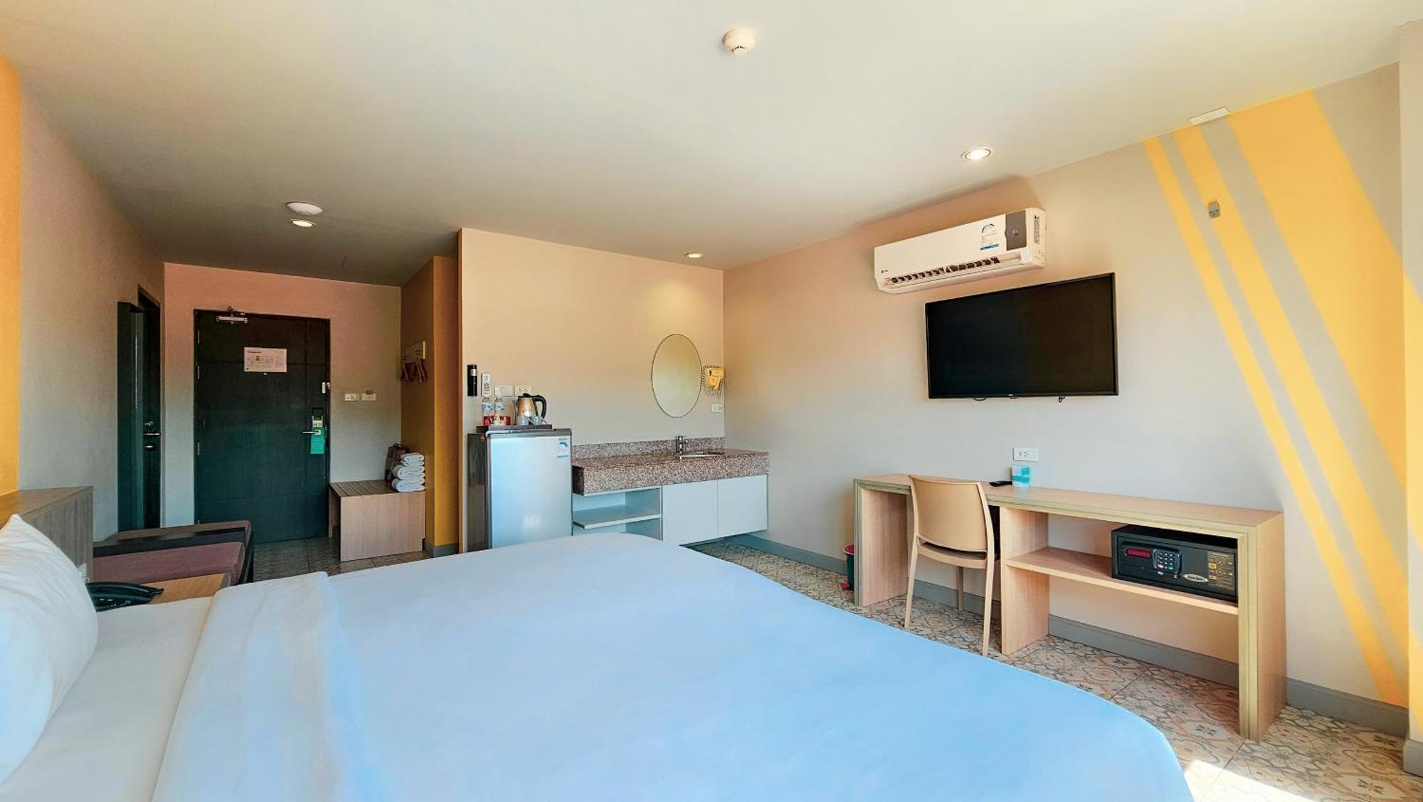 Recenta Suite Phuket Suanluang מראה חיצוני תמונה